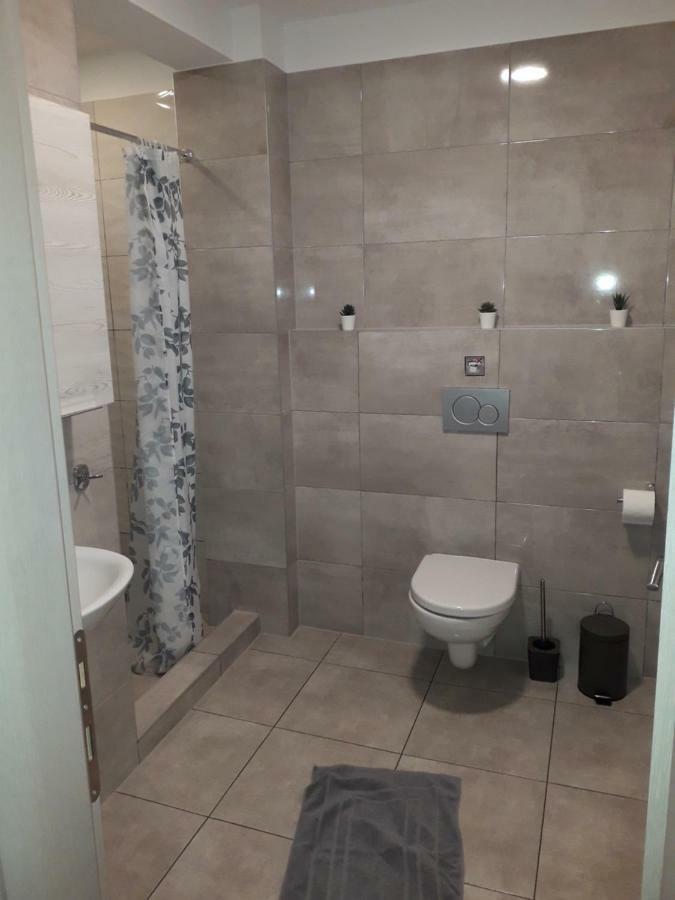 Appartement U Jacka à Neoi Poroi Extérieur photo